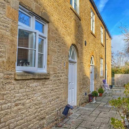 Cotswold Chapel, Sleeps Up To 5 In Kingsize Beds Lejlighed Chipping Norton Eksteriør billede