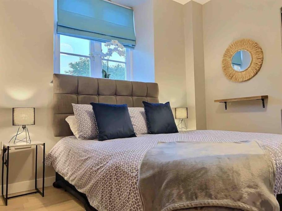 Cotswold Chapel, Sleeps Up To 5 In Kingsize Beds Lejlighed Chipping Norton Eksteriør billede